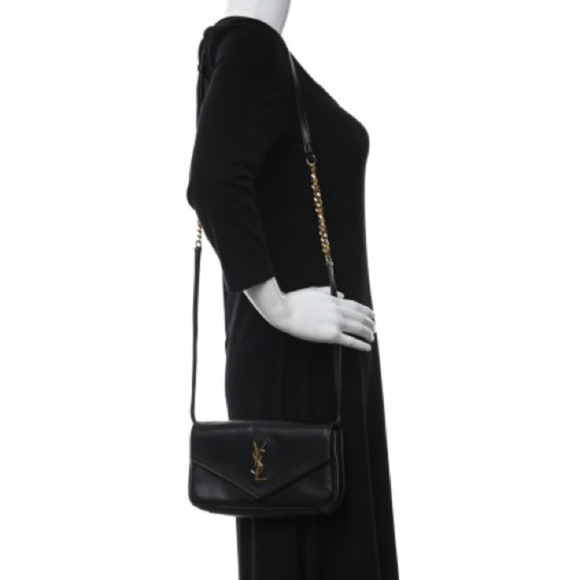 Saint Laurent Monogram Envelope Bag - Picture 16 of 17
